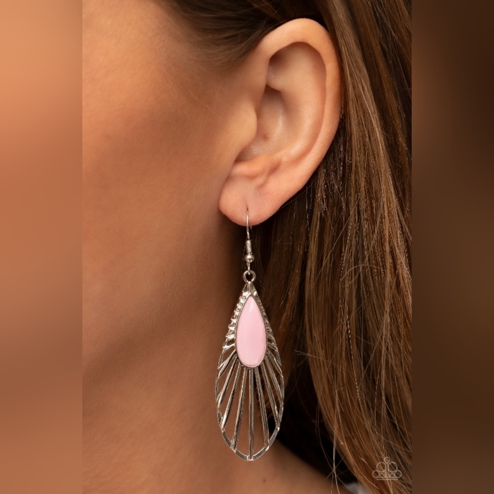 𝅺WING-A-DING-DING Earrings